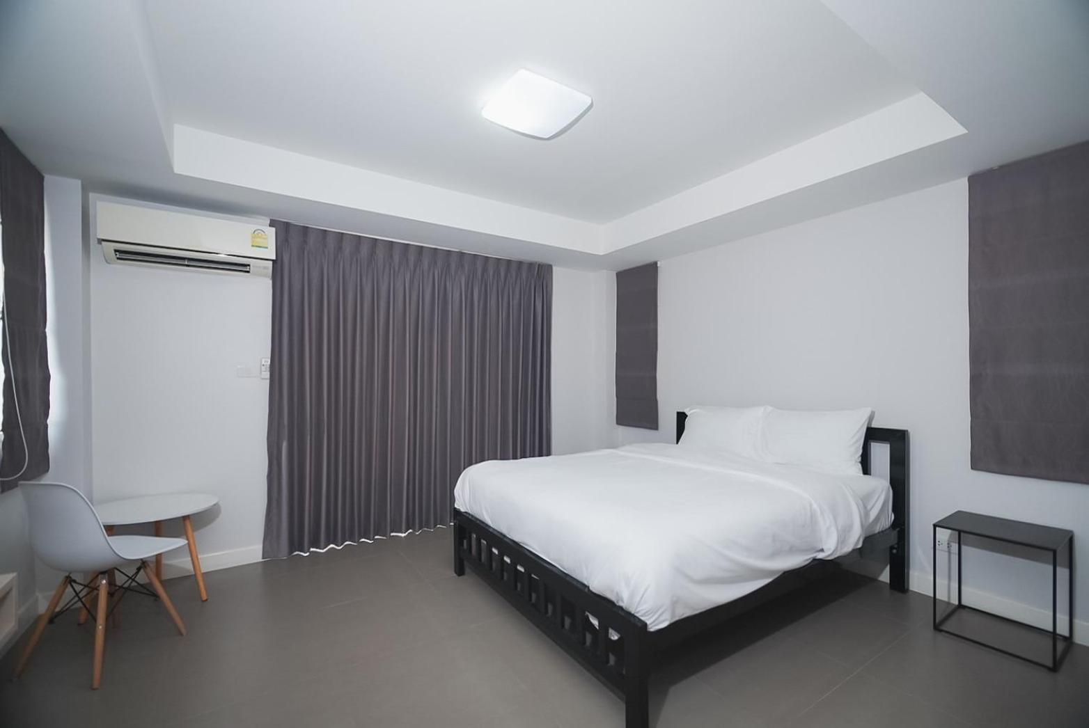 בנגקוק Mitr Inn Mrt Samyot Station - The Grand Palace มิตร อินน์ พระบรมมหาราชวัง מראה חיצוני תמונה