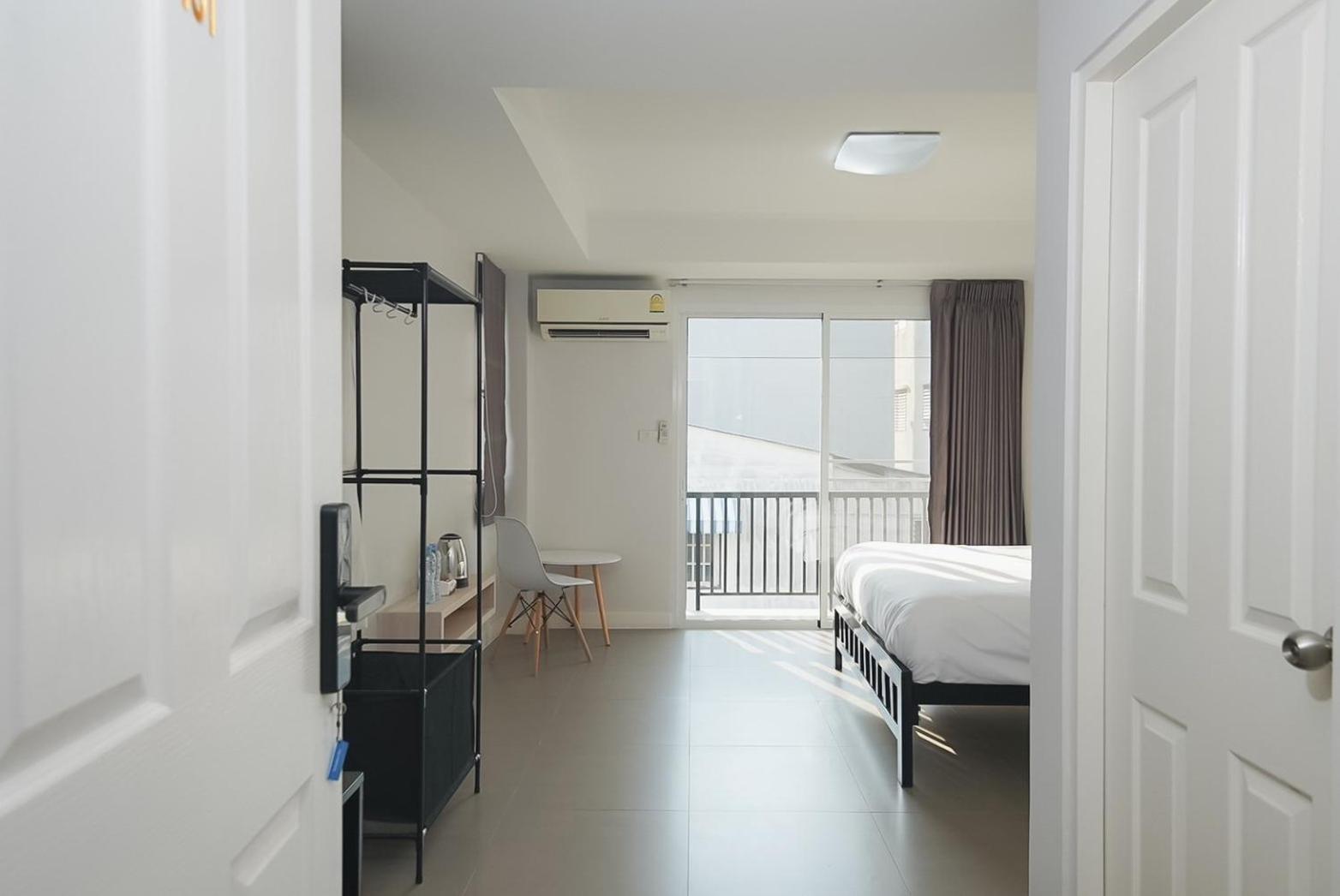 בנגקוק Mitr Inn Mrt Samyot Station - The Grand Palace มิตร อินน์ พระบรมมหาราชวัง מראה חיצוני תמונה