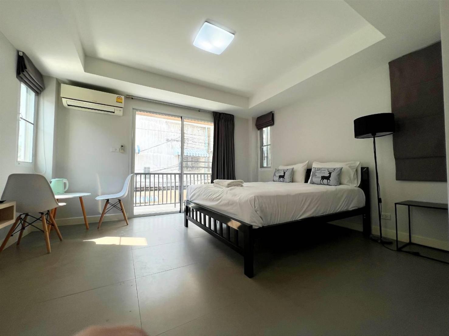 בנגקוק Mitr Inn Mrt Samyot Station - The Grand Palace มิตร อินน์ พระบรมมหาราชวัง מראה חיצוני תמונה
